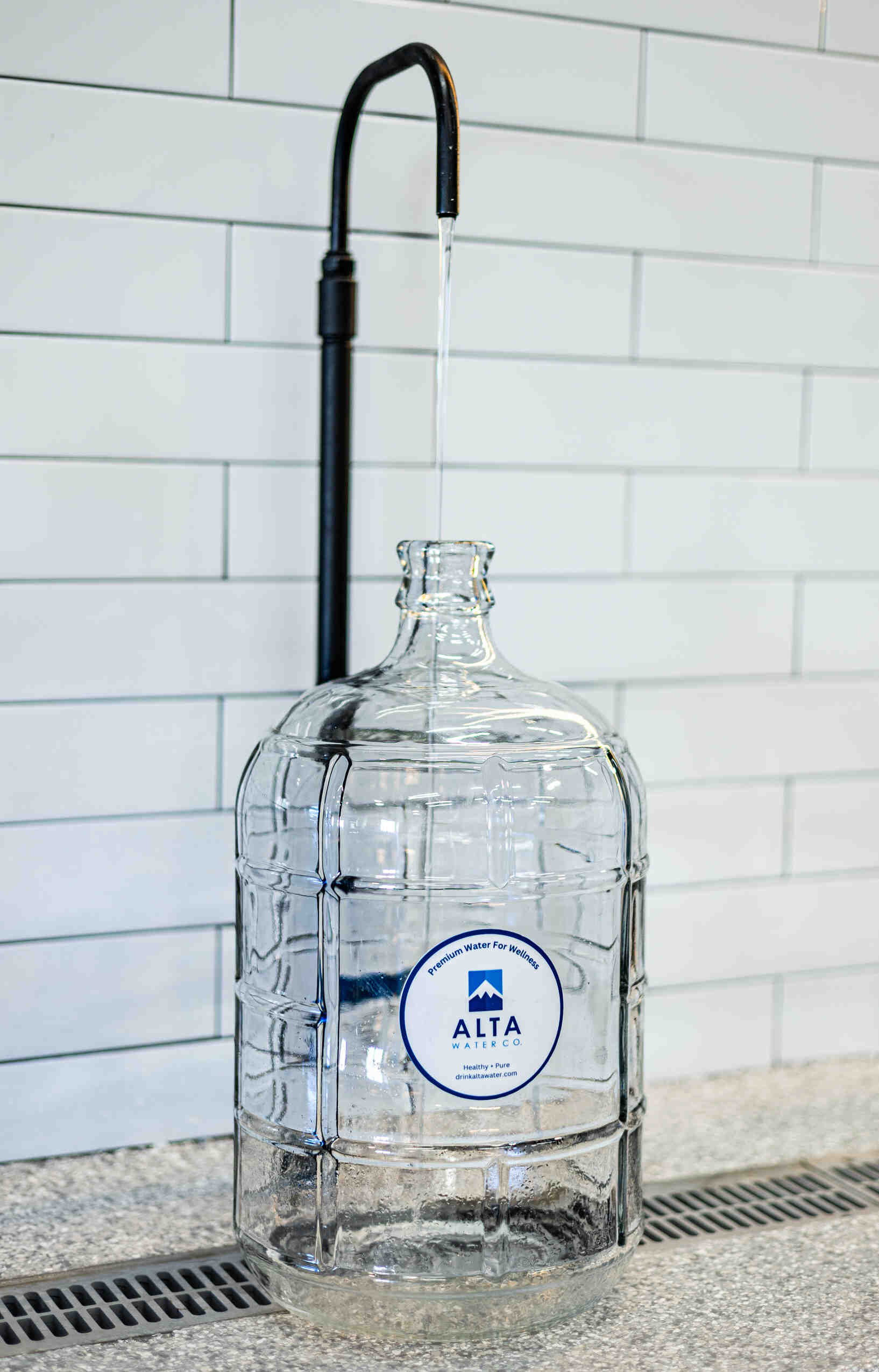 3-Gallon Glass Water Delivery
